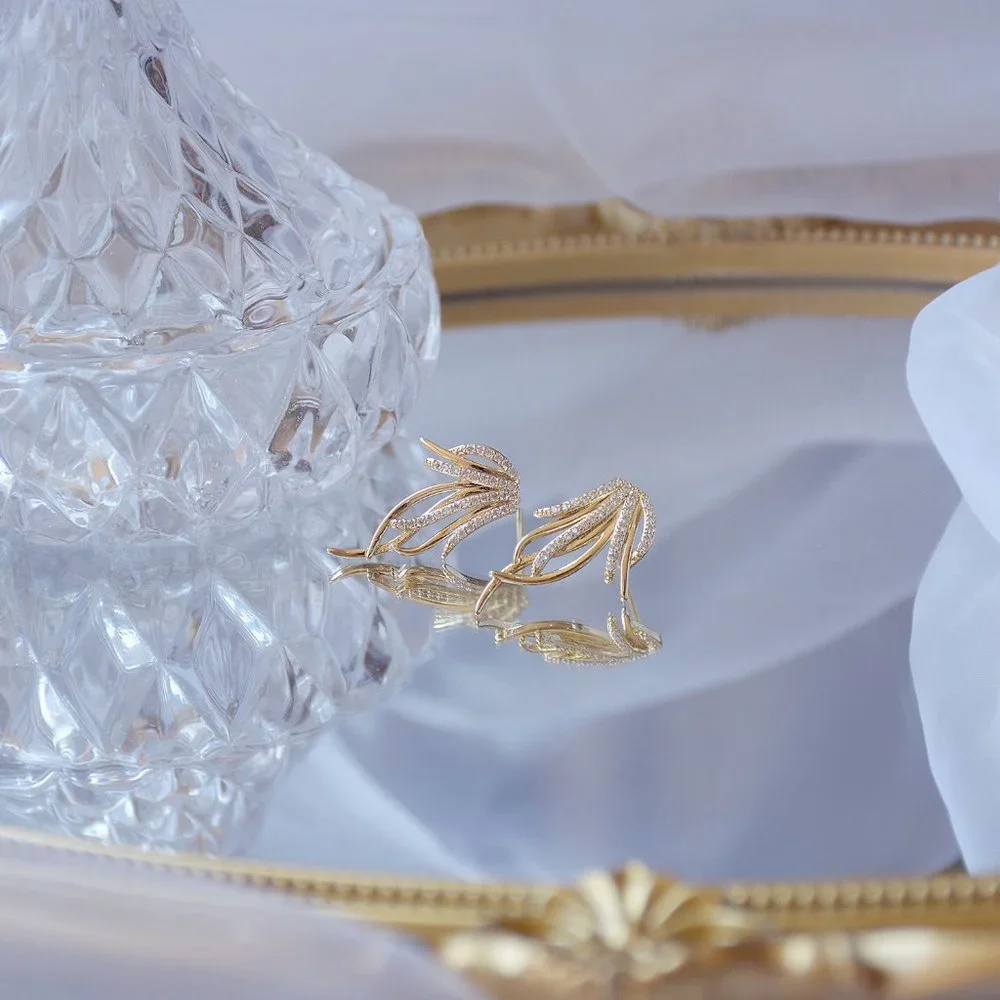 NEW 14K Gold Plated Diamond Leaf Branch Earrings